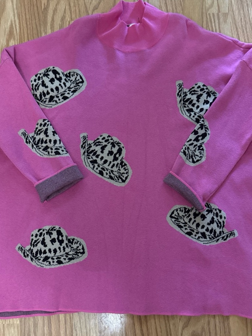 Womens Pink Hat-Print Sweater Top